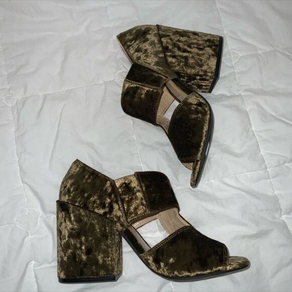 Cabi Interlock Chunky Block Heels Green Shoes size 7 - Picture 4 of 10